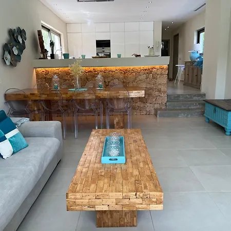 Perfect Family House Close To The 别墅 *